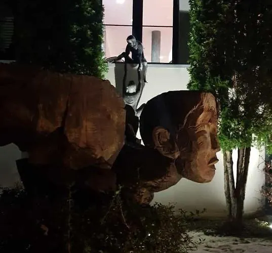 Am Geysirzentrum * Andernach